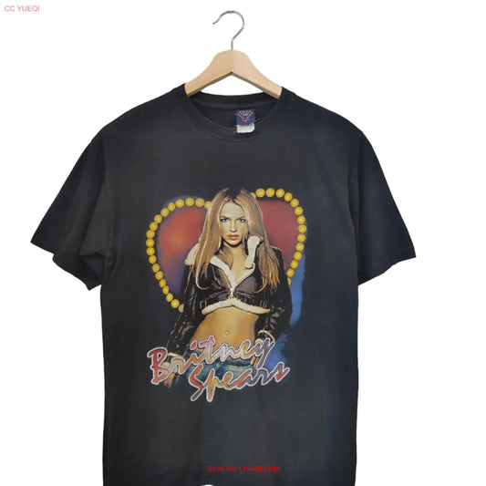 Vintage 00s BRITNEY SPEARS Black Rap T Shirt Hip Hop the onyx hotel tour Oops I Did It Again Medium size